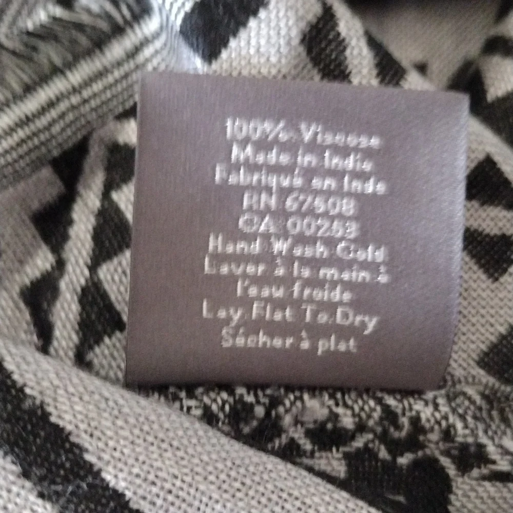 Vince Camuto Scarf